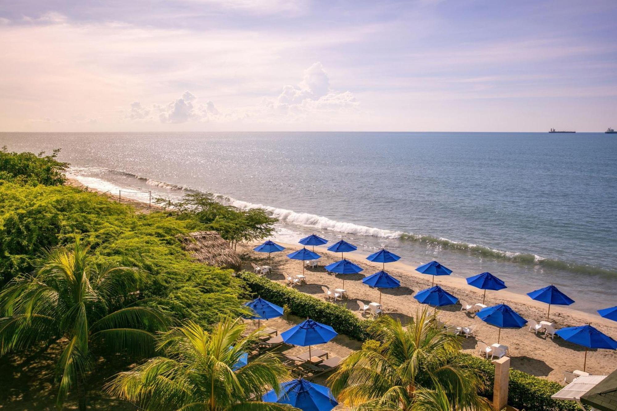Santa Marta Marriott Resort Playa Dormida Экстерьер фото Beach at the InterContinental Resort